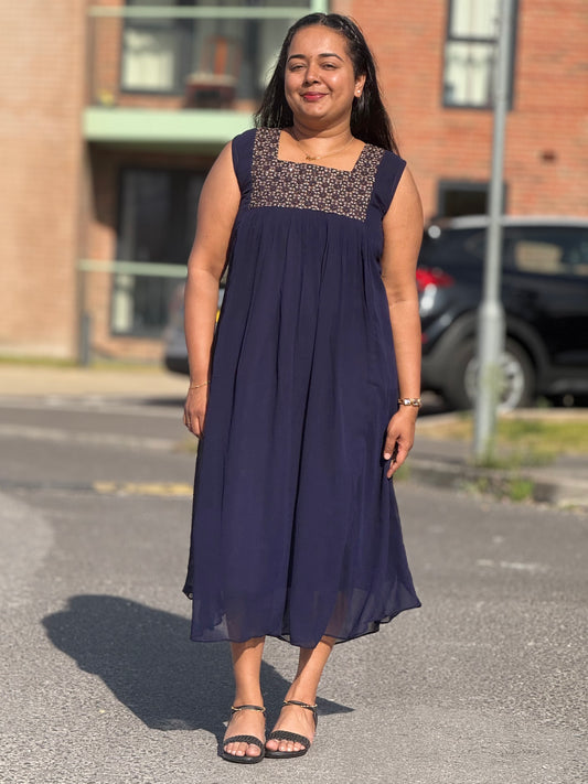 ELEGANT NAVY A-LINE TOP