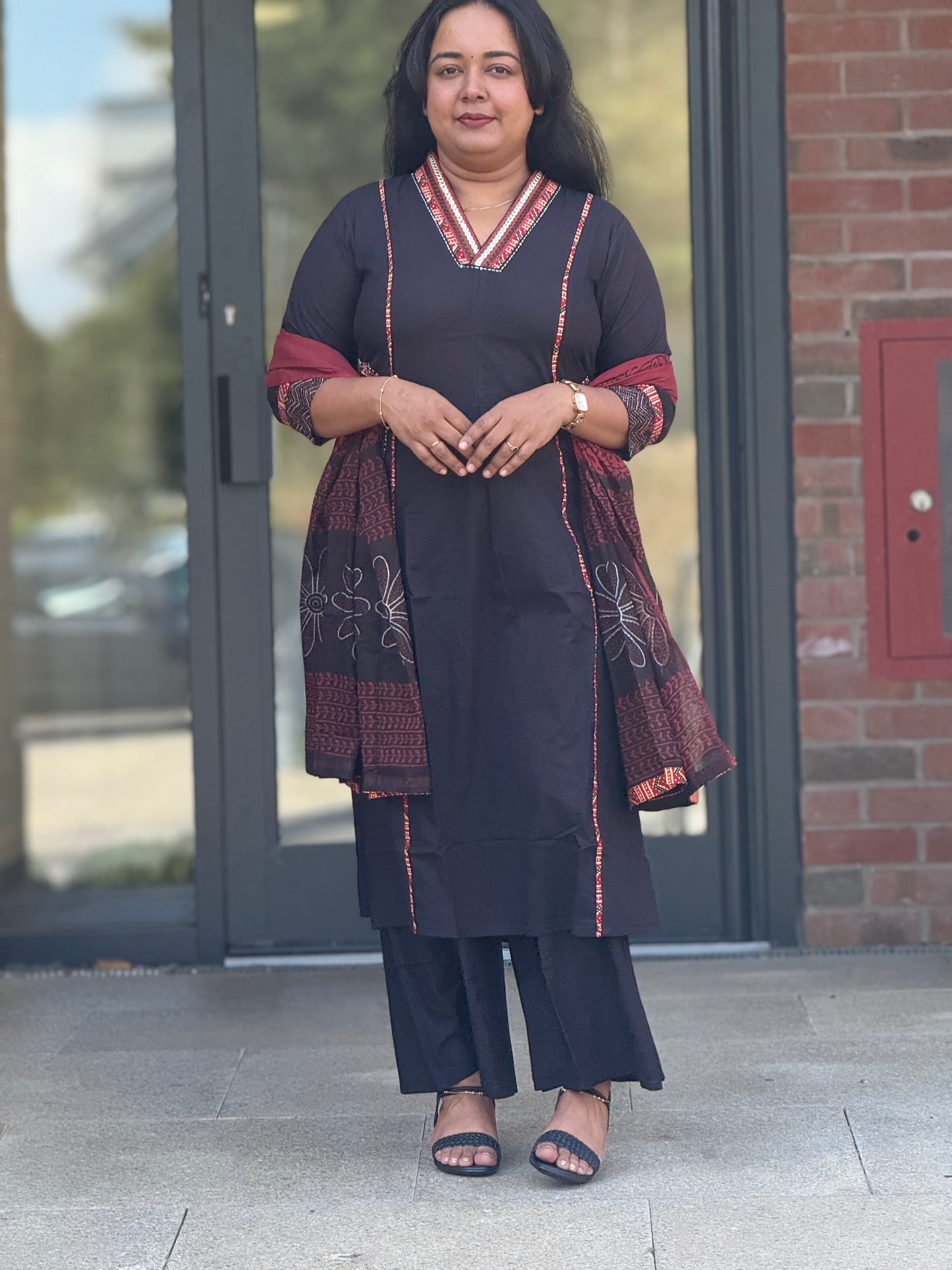 BLACK & RED ELEGANCE - SALWAR SUIT WITH POCKETS